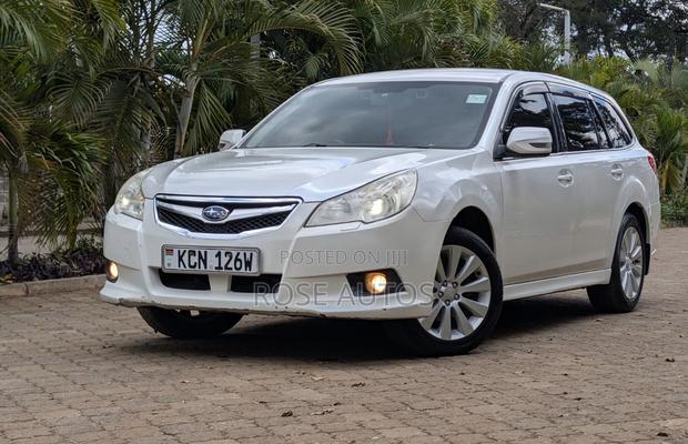 Subaru Legacy 2010 White