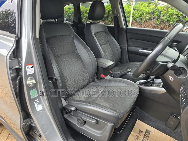 Suzuki Escudo 2020 Silver