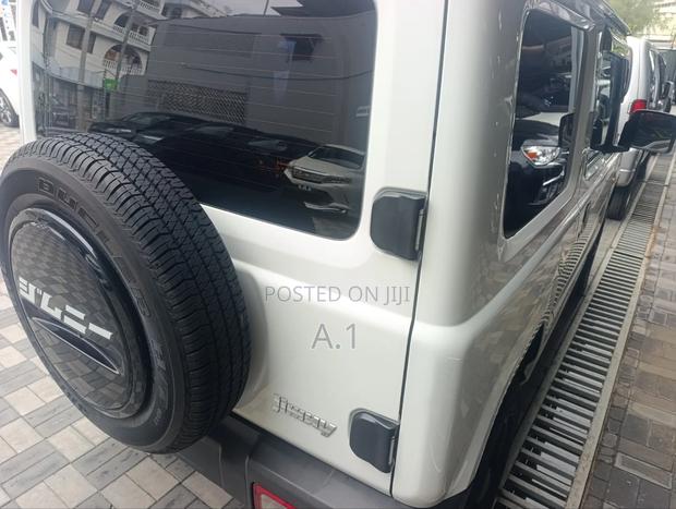 Suzuki Jimny 2019 White