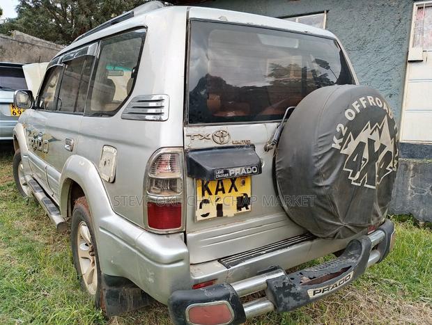 Toyota Land Cruiser Prado 3.0 TD 1999 Silver