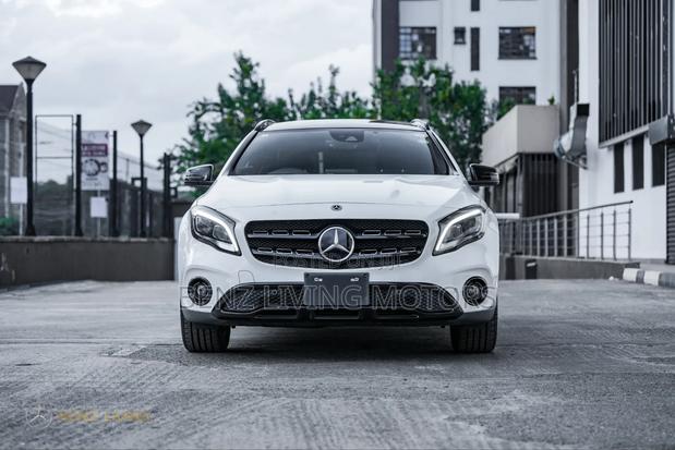 Mercedes-Benz GLA-Class 2019 White