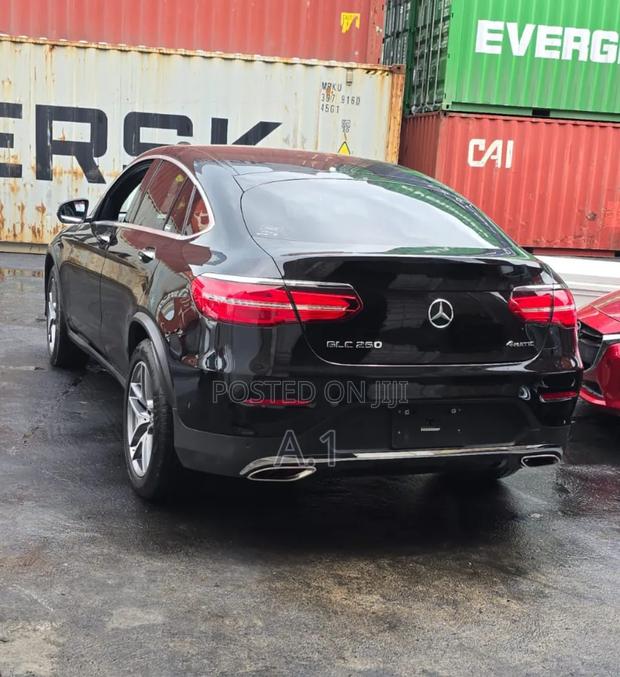 Mercedes-Benz GLC-Class 2019 Black