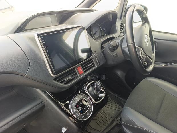 Toyota Noah 1.8 FWD Hybrid (7 seater) 2019 Blue