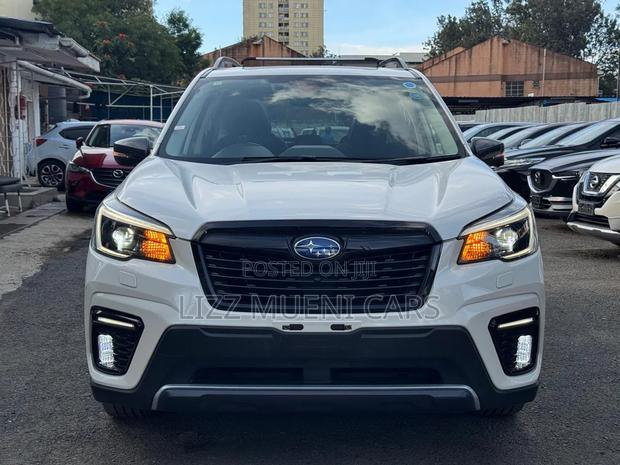 Subaru Forester 2019 White