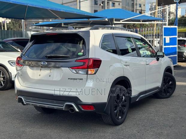 Subaru Forester 2019 White