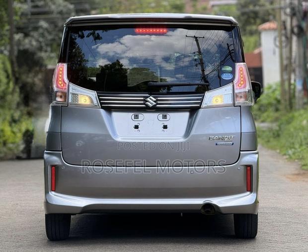 Suzuki Solio Bandit Hybrid MV 2019 Silver
