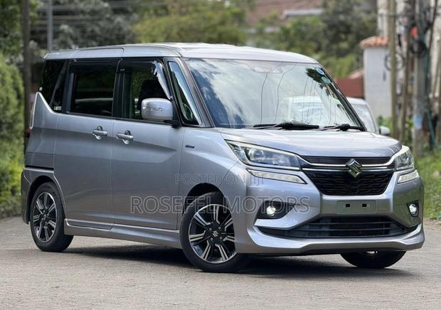 Suzuki Solio Bandit Hybrid MV 2019 Silver