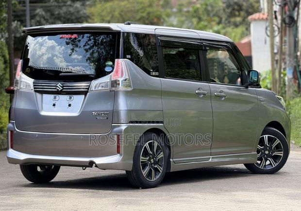 Suzuki Solio Bandit Hybrid MV 2019 Silver