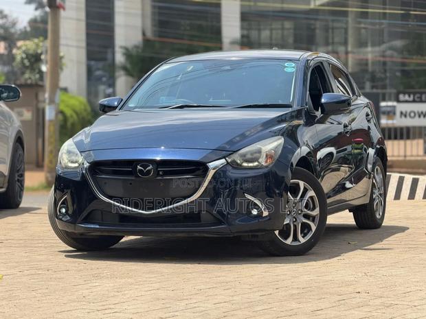 Mazda Demio 2019 Blue