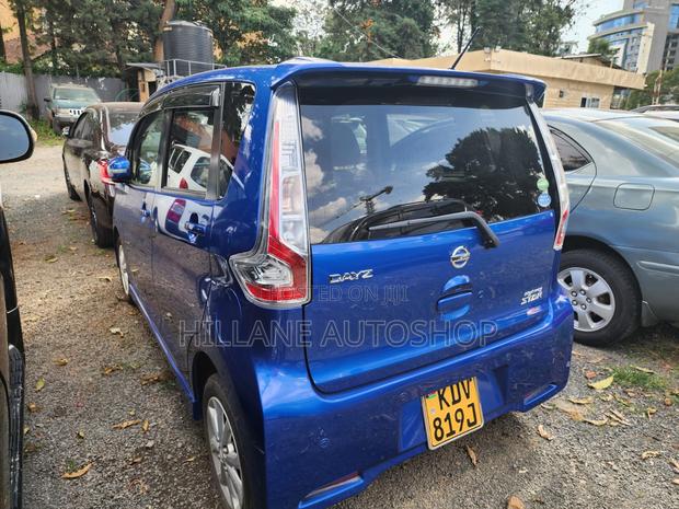 Nissan Dayz 2018 Blue