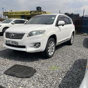 Toyota Vanguard 2010 White for sale