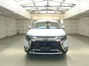Mitsubishi Outlander 2019 White for sale