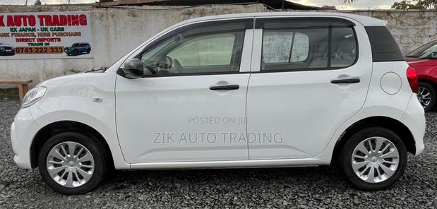 Toyota Passo 2018 White