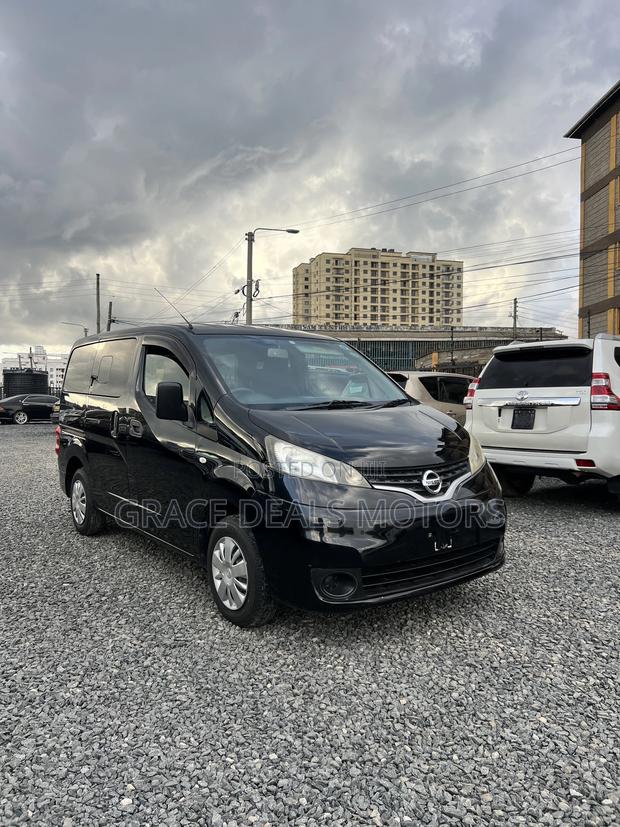 Nissan NV200 S 2017 Black