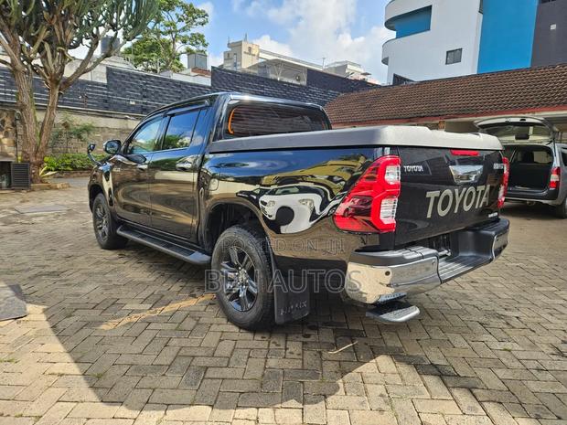 Toyota Hilux Revo Double Cab Deisel 2.4 AWD 2020 Black