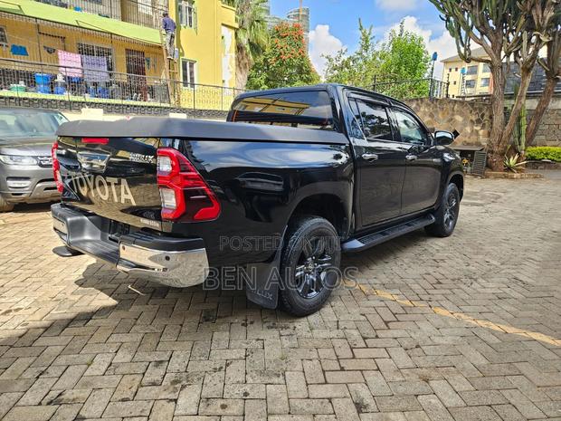 Toyota Hilux Revo Double Cab Deisel 2.4 AWD 2020 Black