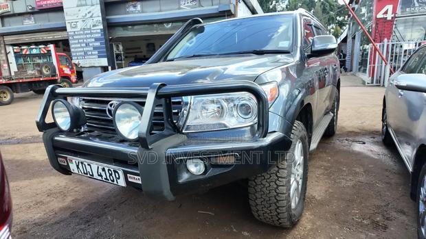 Toyota Land Cruiser 2015
