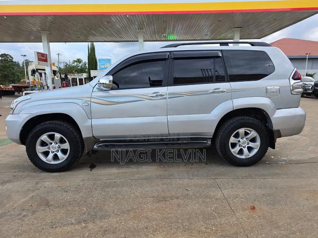 Toyota Land Cruiser Prado 3.0 D-4D 5dr 2007 Silver