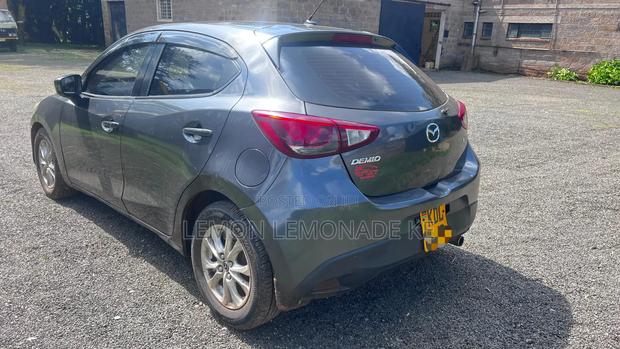 Mazda Demio 2015 Blue