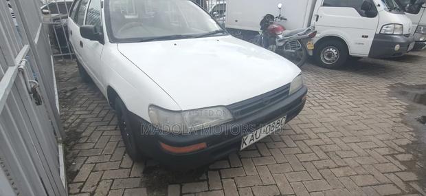 Toyota Corolla Station Wagon 1999 White