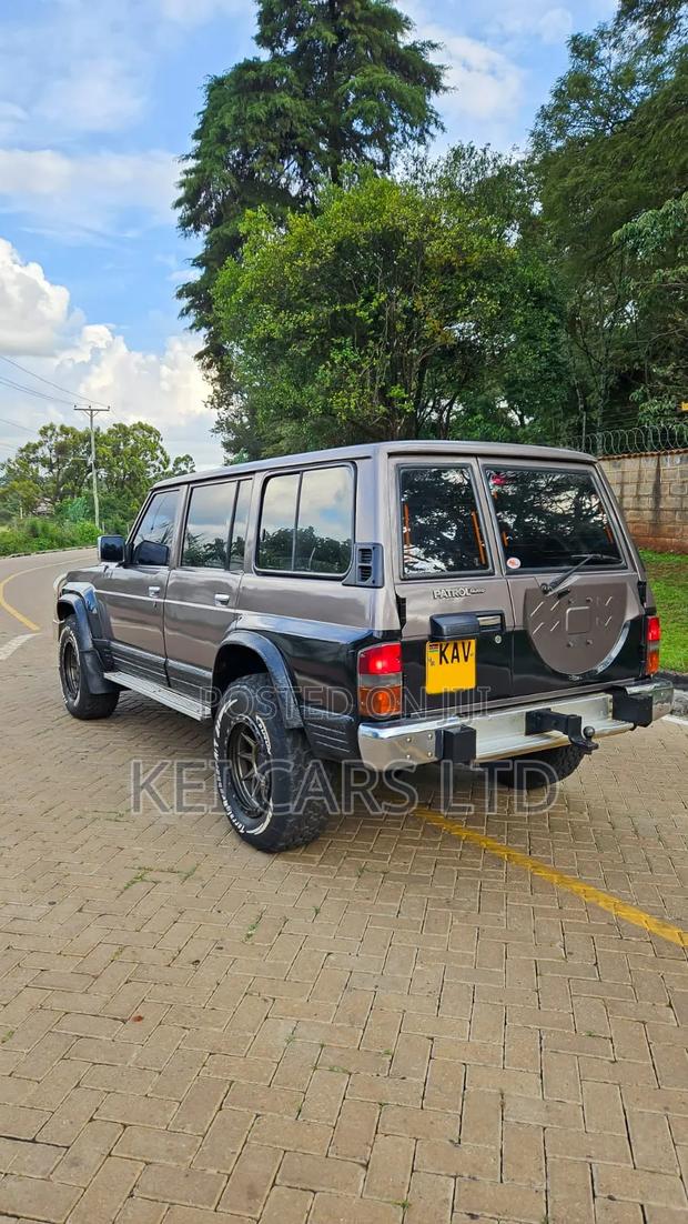 Nissan Patrol 1993 Gray