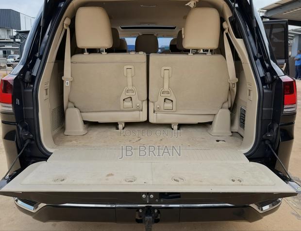 Toyota Land Cruiser 2017 Black