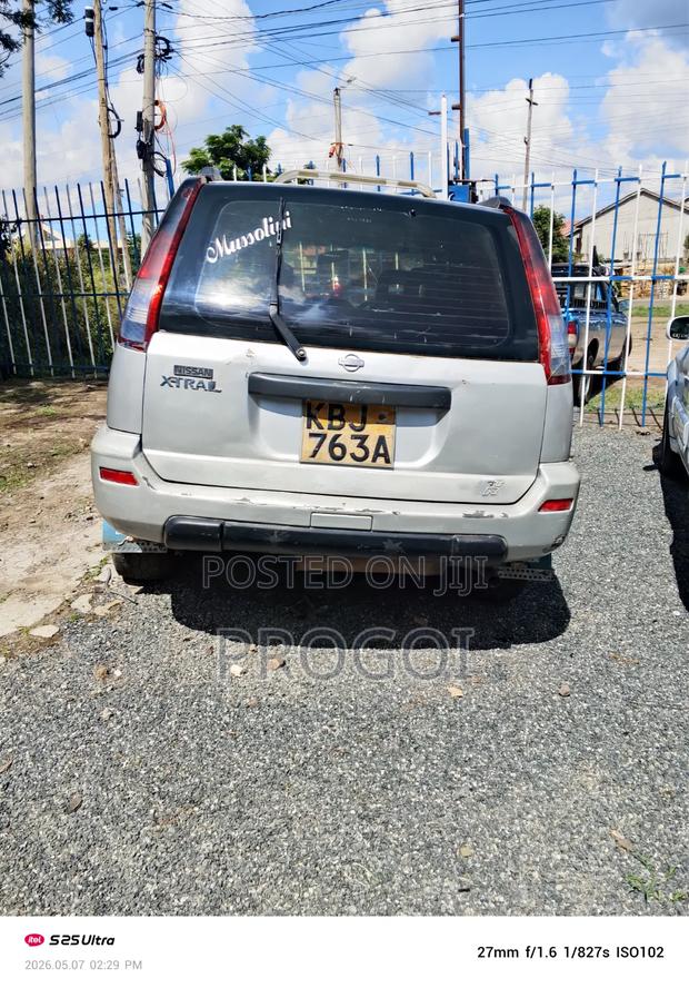 Nissan X-Trail 2.0 2004 Silver