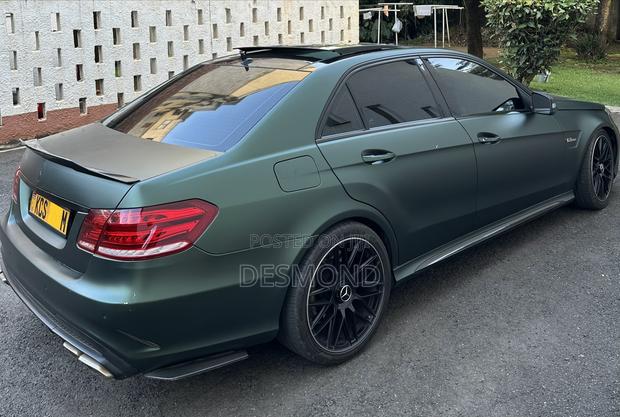 Mercedes-Benz E63 2014 Green