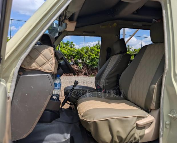 Toyota Land Cruiser 2017 Beige