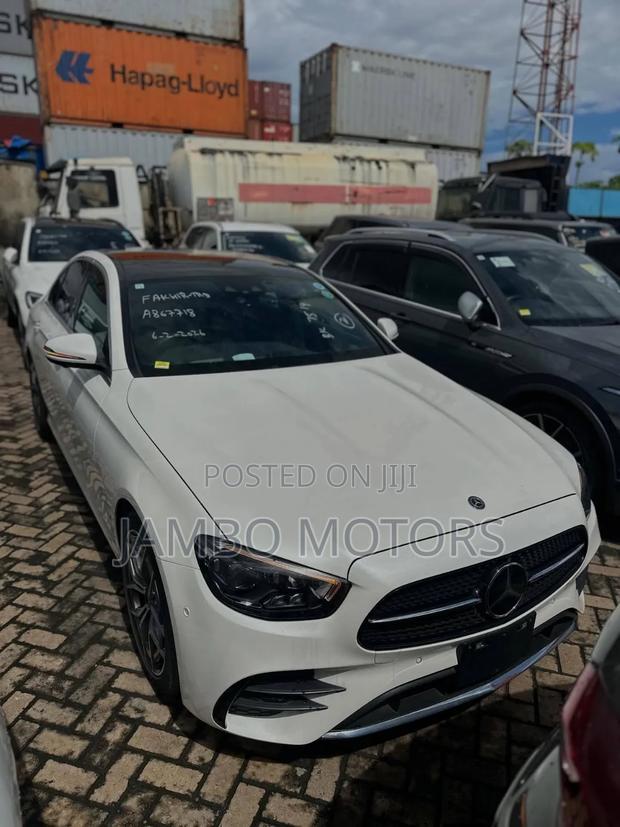 Mercedes-Benz E200 2020 White