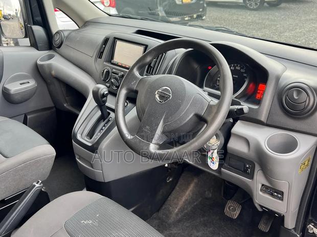 Nissan NV200 SV 2017 Black