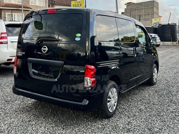 Nissan NV200 SV 2017 Black