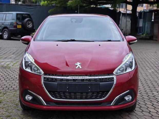 Peugeot 208 2019 Red