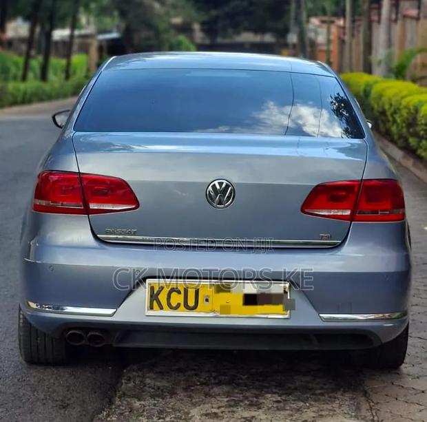 Volkswagen Passat 1.8 S Sedan 2012 Blue