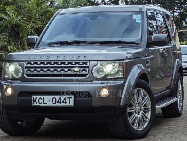 Land Rover Discovery 2010 Gray