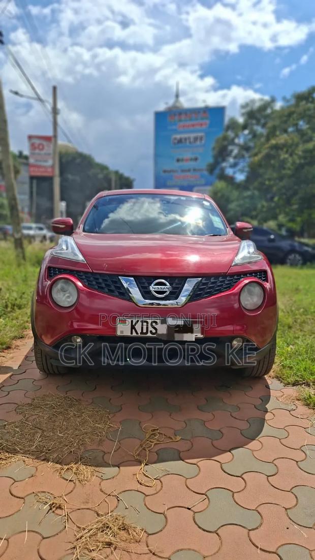 Nissan Juke 2017 Red