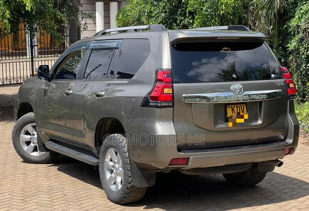 Toyota Land Cruiser Prado 2.7 VVT-i 2014 Brown