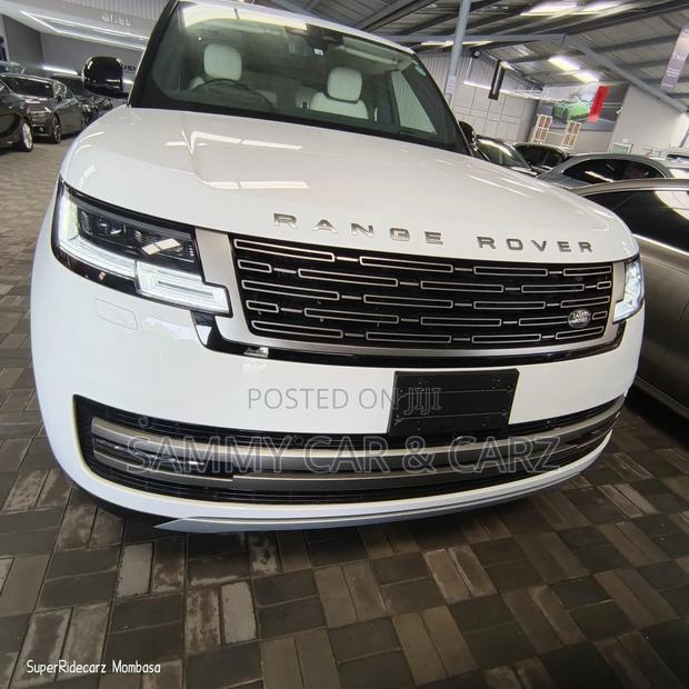 Land Rover Range Rover 2023 White