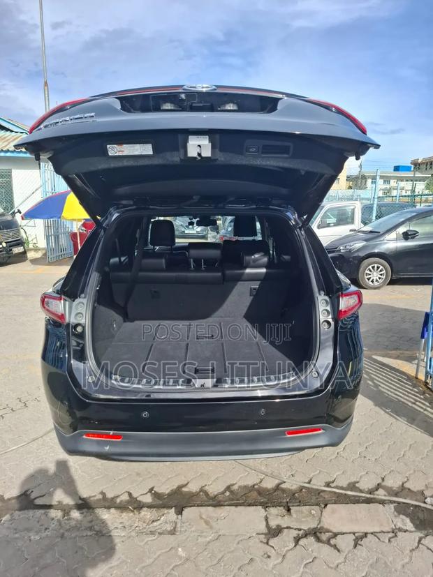Toyota Harrier 2.0 4WD 2019 Black