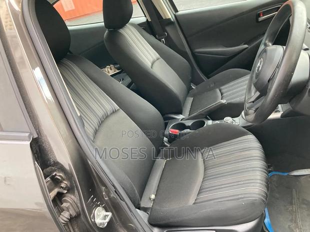 Mazda 2 2020 Gray