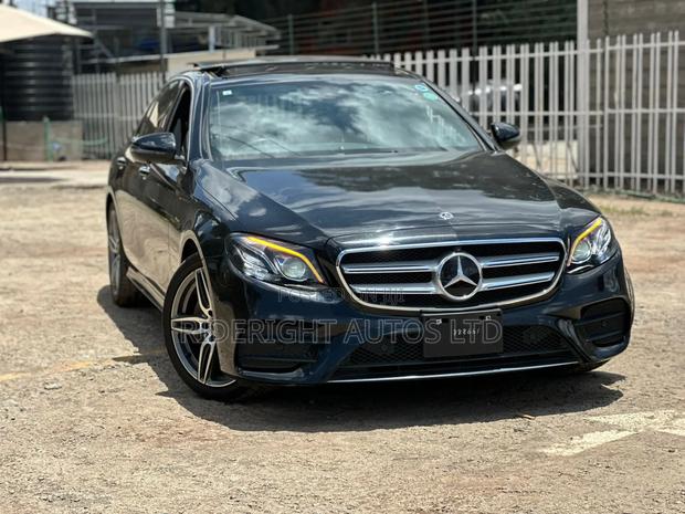 Mercedes-Benz E200 2019 Black