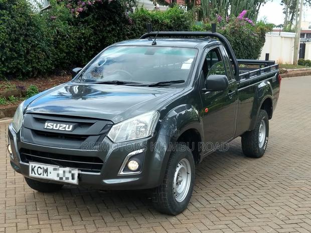 Isuzu D-MAX 2017 Gray
