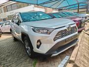 Toyota RAV4 Limited AWD 2019 White for sale