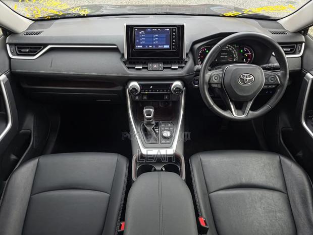 Toyota RAV4 XLE AWD 2019