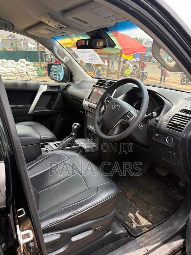 Toyota Land Cruiser 2019 Black