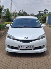 Toyota Wish 2010 White for sale