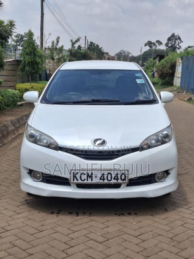 Toyota Wish 2010 White