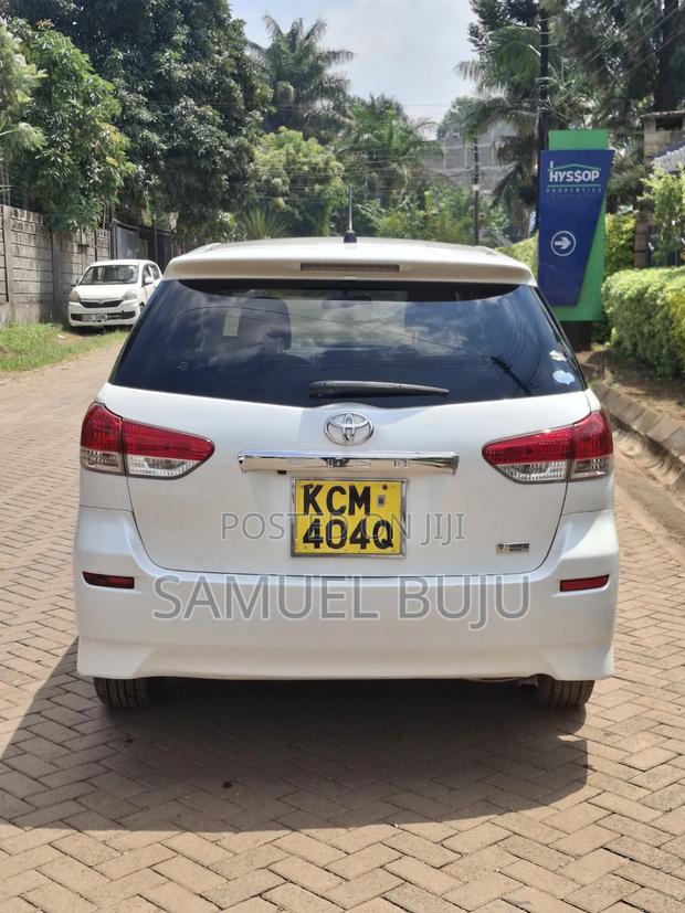 Toyota Wish 2010 White