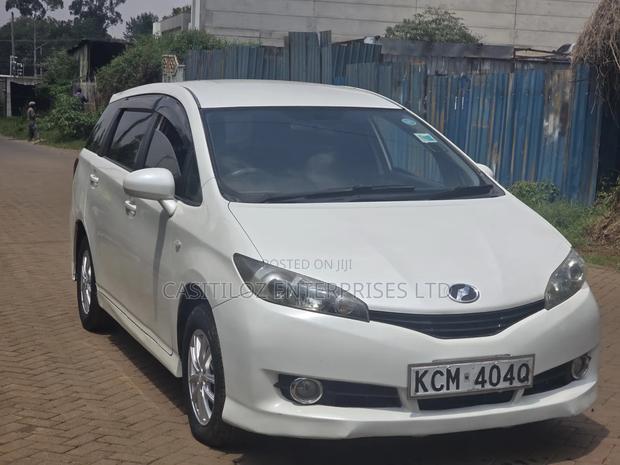 Toyota Wish 2010 White