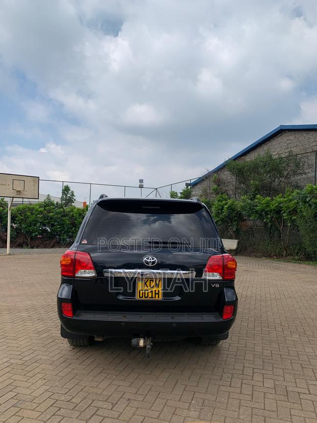 Toyota Land Cruiser 2012 Black
